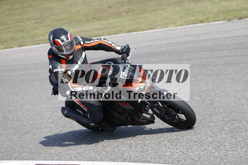 /Archiv-2025/49 26.08.2025 Cornu Master School ADR/gruen-vert/66